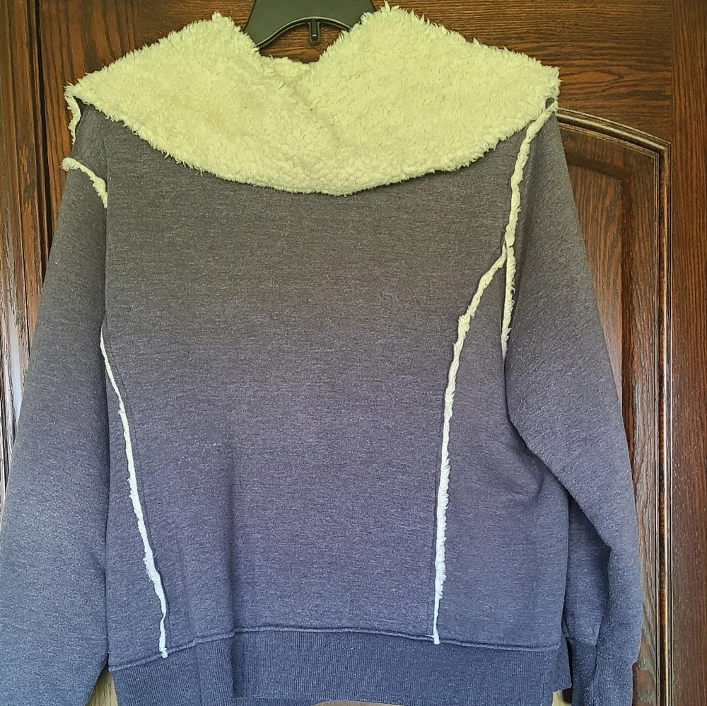 Coat - Picture 3 of 3